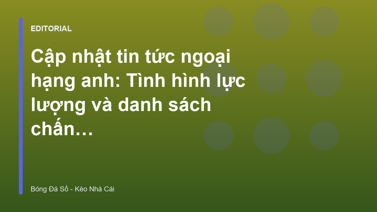 Cầu thủ bóng đá đang được chăm sóc y tế trên sân cỏ